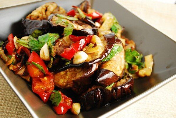 Salata de vitamine „Monomakh este potrivită ca garnitură pentru preparatele din carne din dieta Dukan