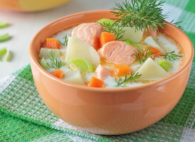 Supă norvegiană de somon pentru cei care pierd în greutate cu dieta Dukan în faza de „Alternare sau „Fixare